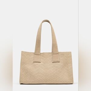 Zara Tan Women's Tote Bag